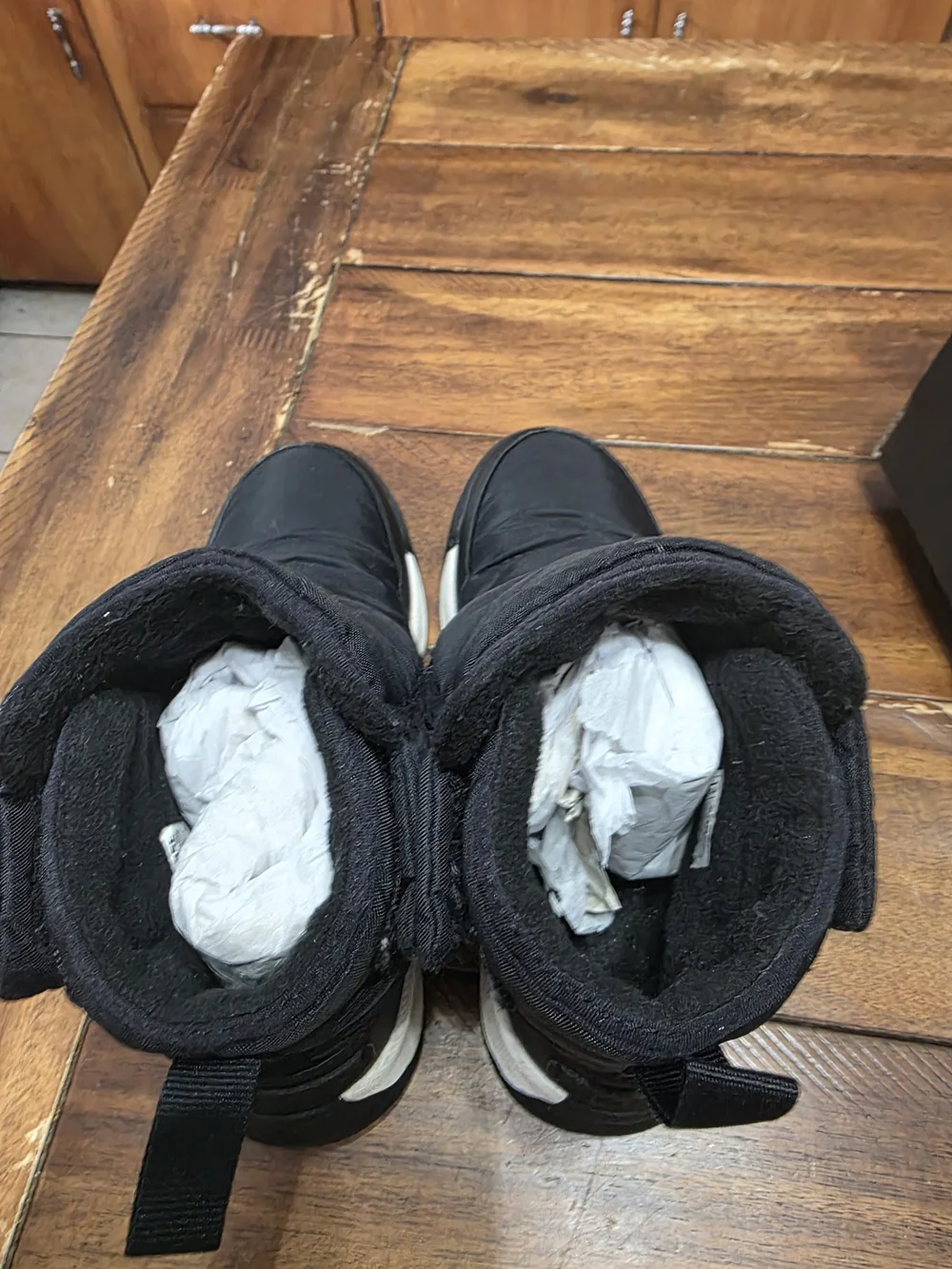 Sorel Whitney II Plus wrap snow bootie size 13/31